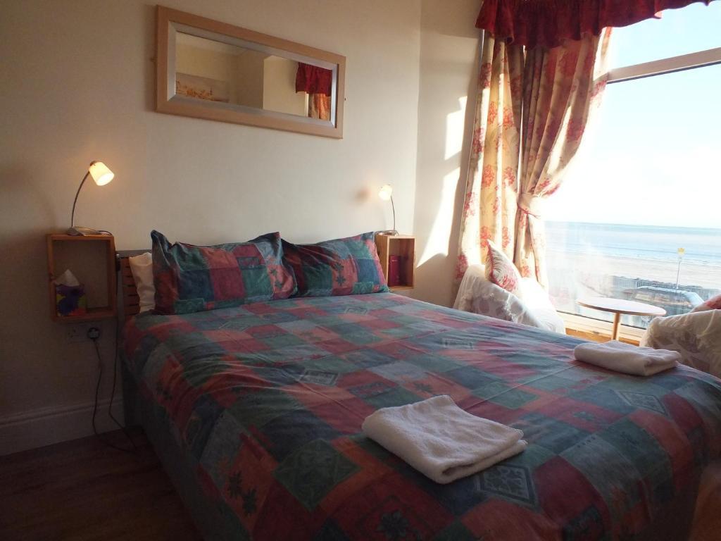 Leonardos Guest House Swansea Pokoj fotografie